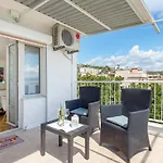 Studio Apartman Rozi