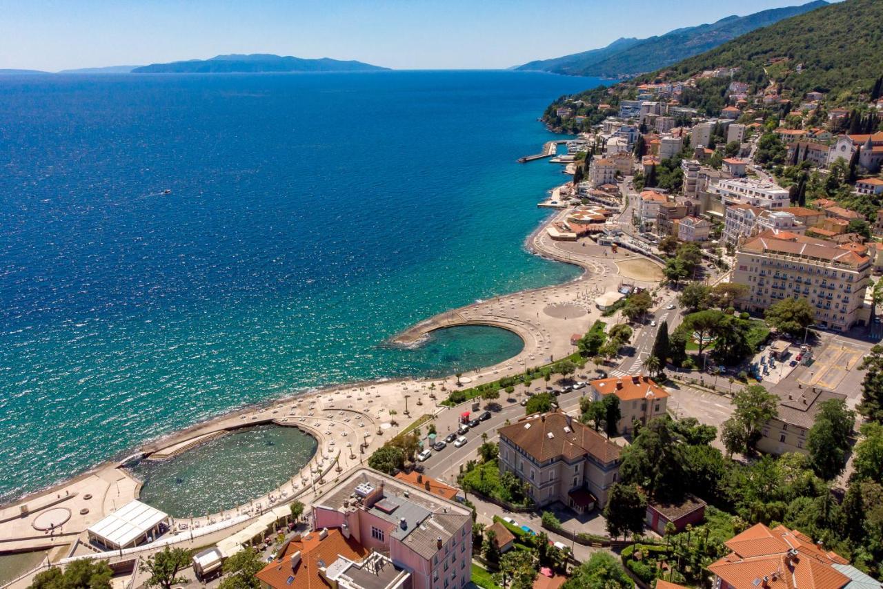 Apartma Rozi *